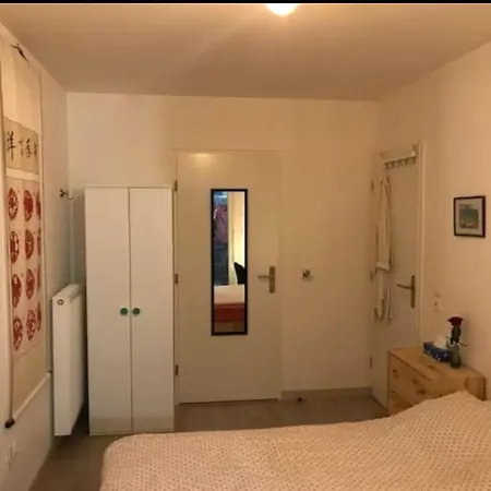 Petit Jardin De Paris